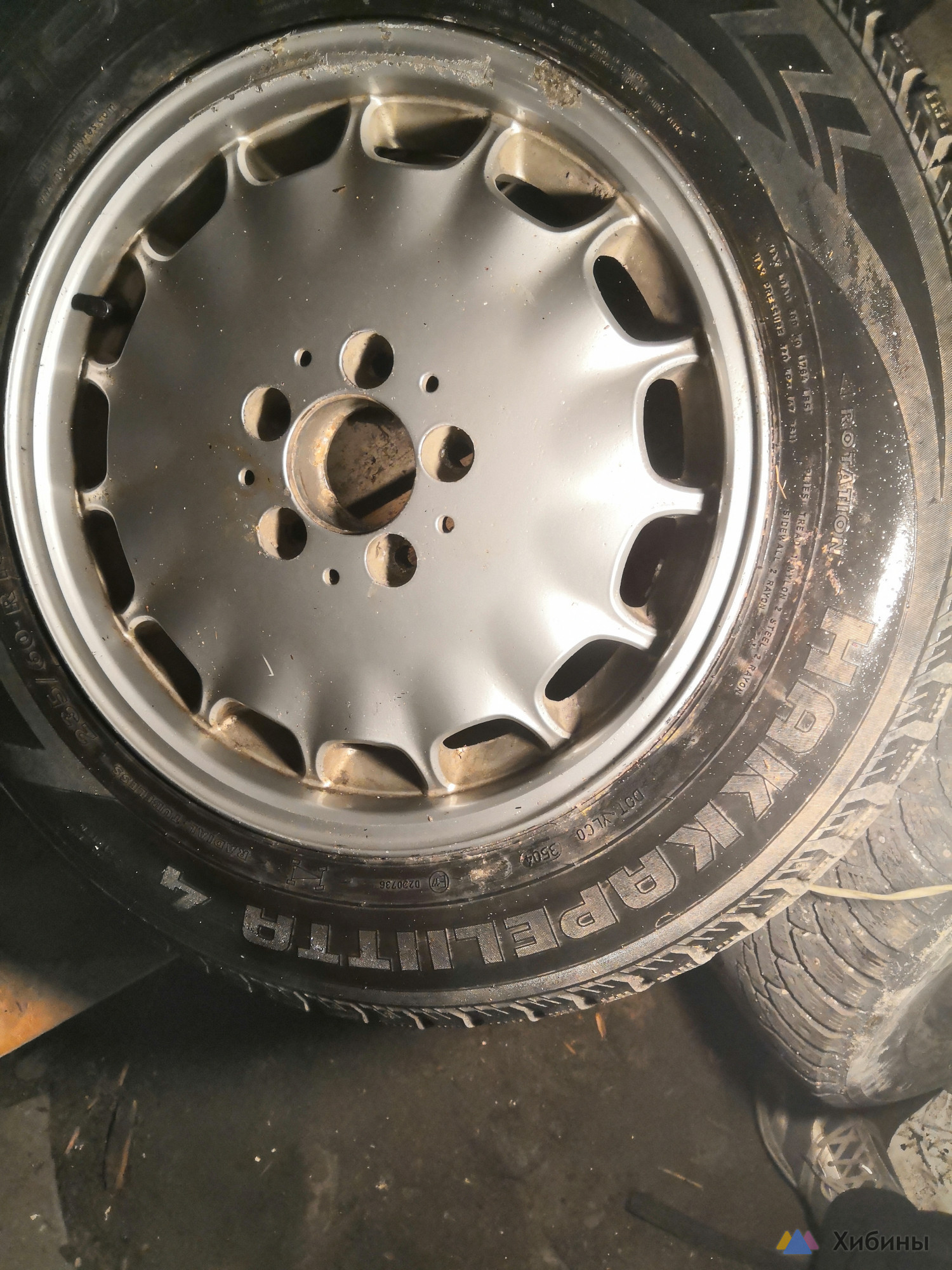 Диски 71/2J 16 H2 и резина 235/60R16 100T Nokia Hakkapelitta 4