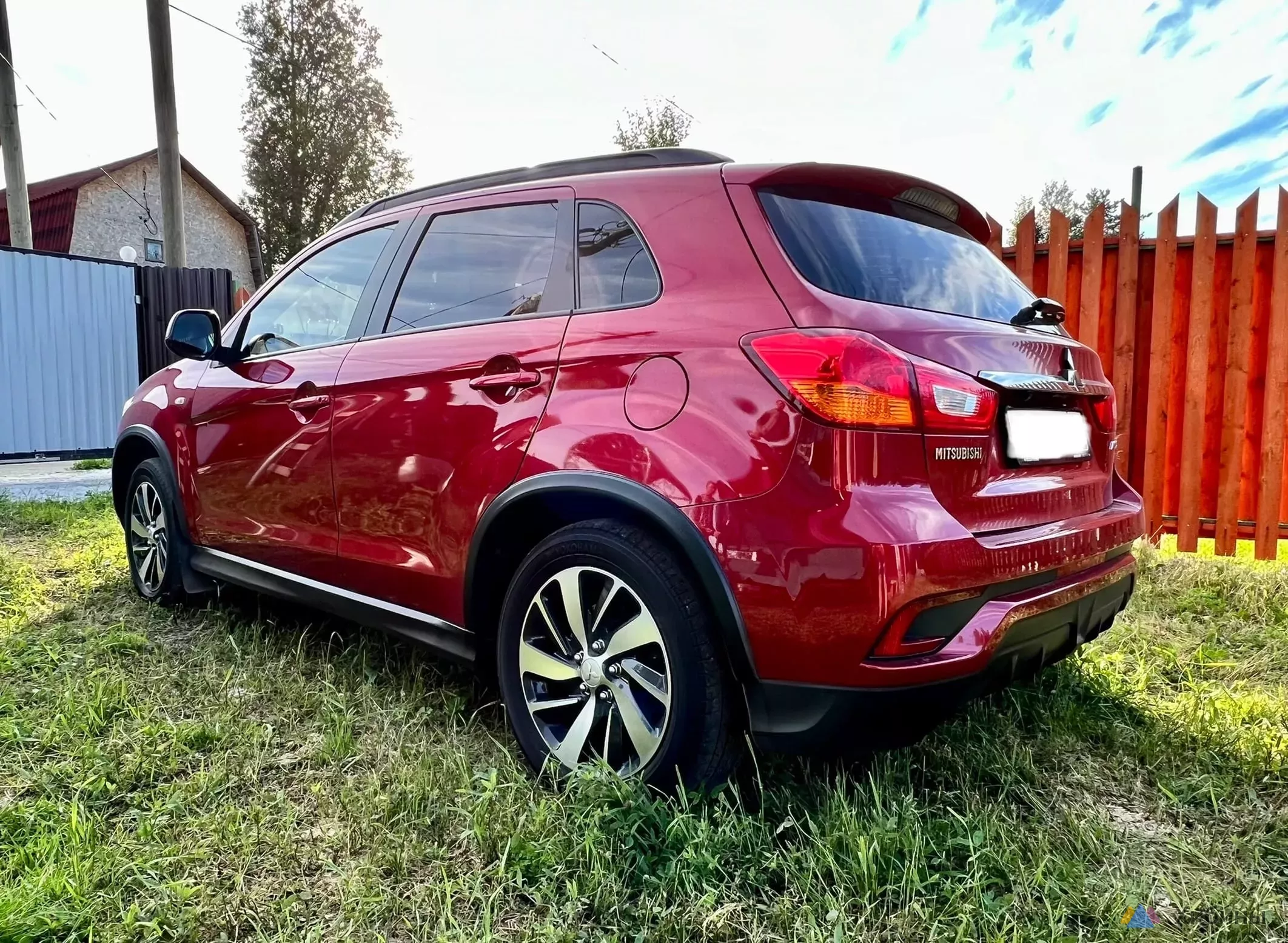 Продам Mitsubishi ASX 2019 г. с пробегом 89800 км в Апатитах - 2200000 руб