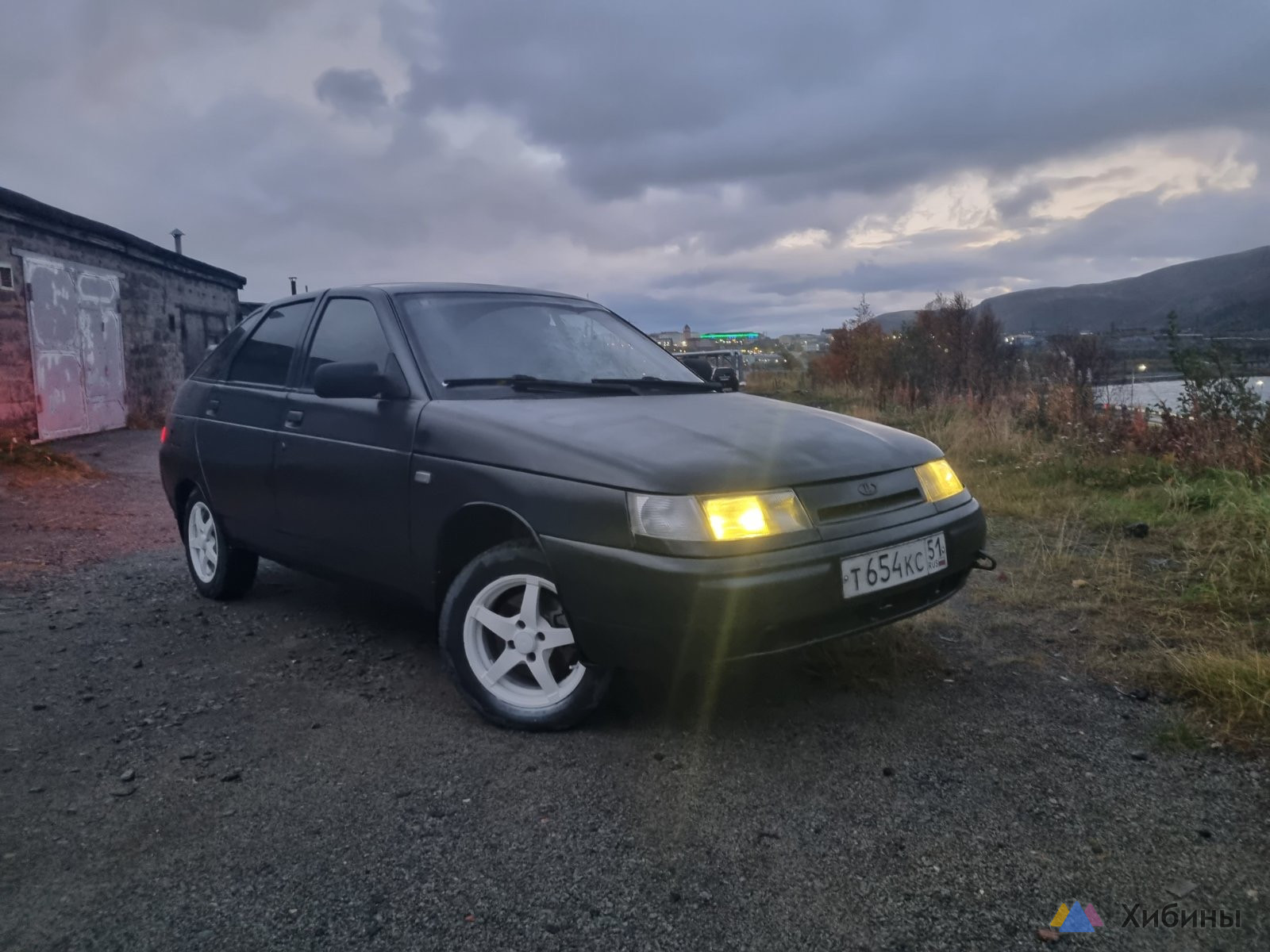 Продам ВАЗ Lada 2112 2005 г. с пробегом 300000 км в Кировске за 80000 руб