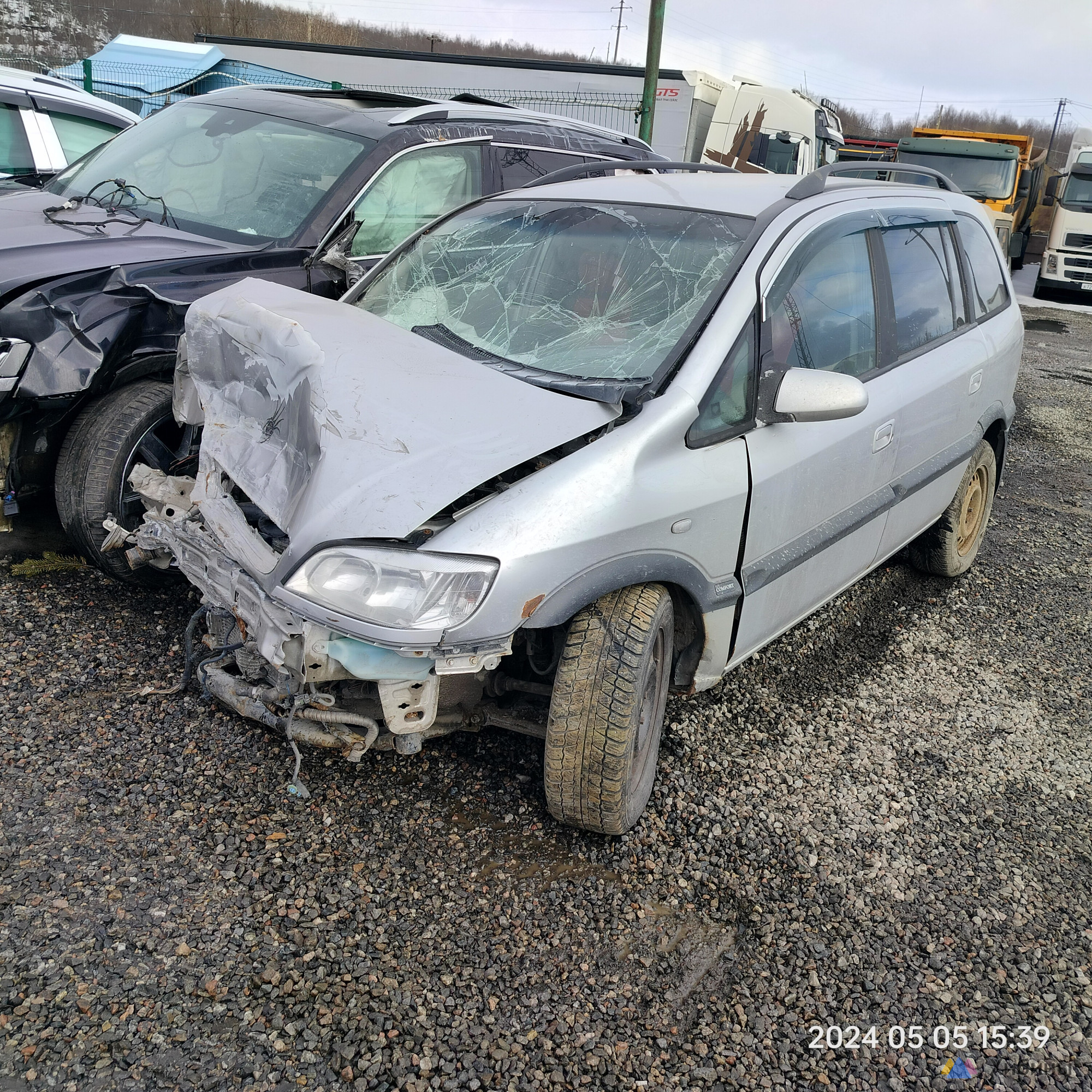 Продам Opel Zafira 2004 г. с пробегом 300000 км в Мурманске — 250000 руб