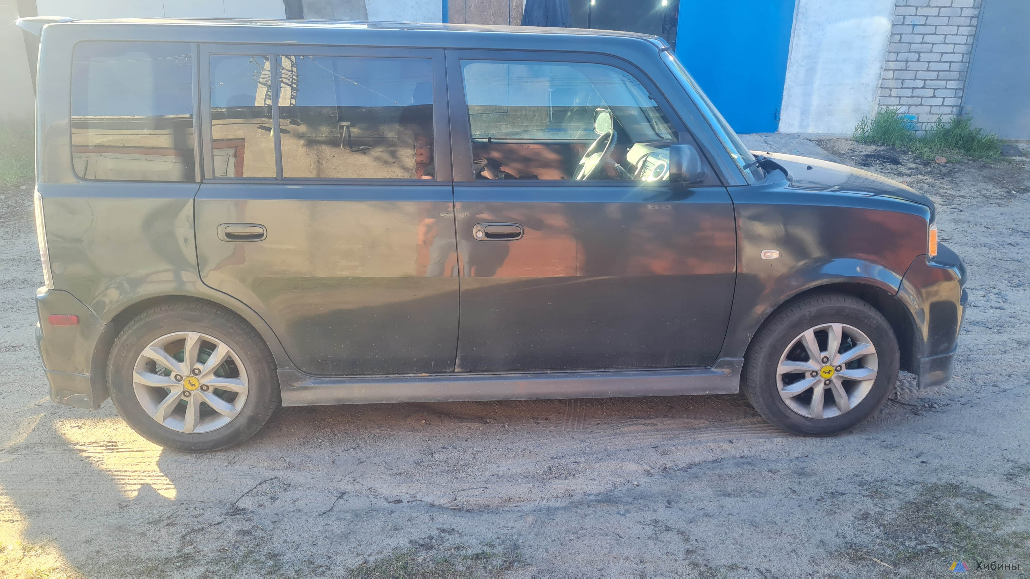 Scion XB 911