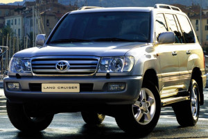 Объявление Подушки кузова Toyota Land Cruiser-100 с болтами