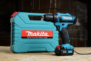 Объявление Цепная мини электропила Makita 18V