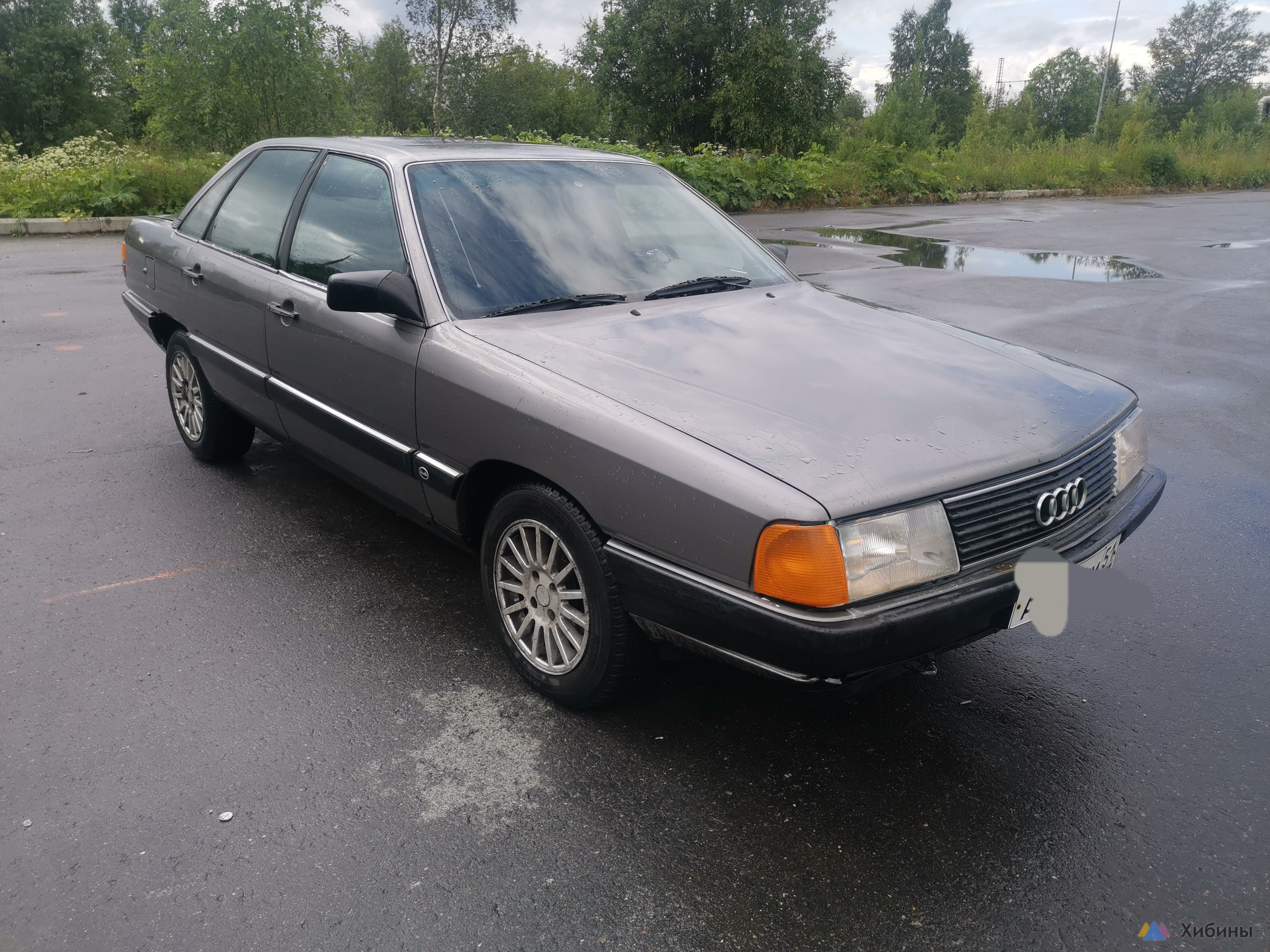 Audi 100