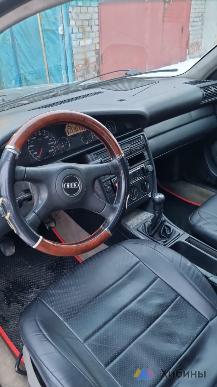 Audi 100