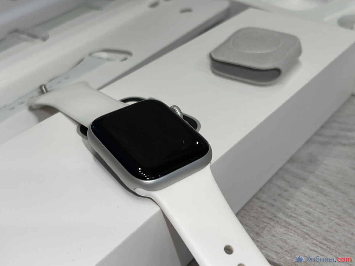 часы apple watch 4 40mm white sport