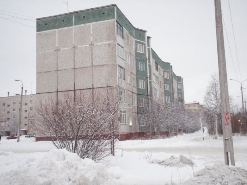 Бредова 16 мончегорск. Апатиты, ул. Бредова, д. 12а. Улица Бредова, 50, Апатиты. Бредова 12 Мончегорск. Бредова 50 Апатиты.