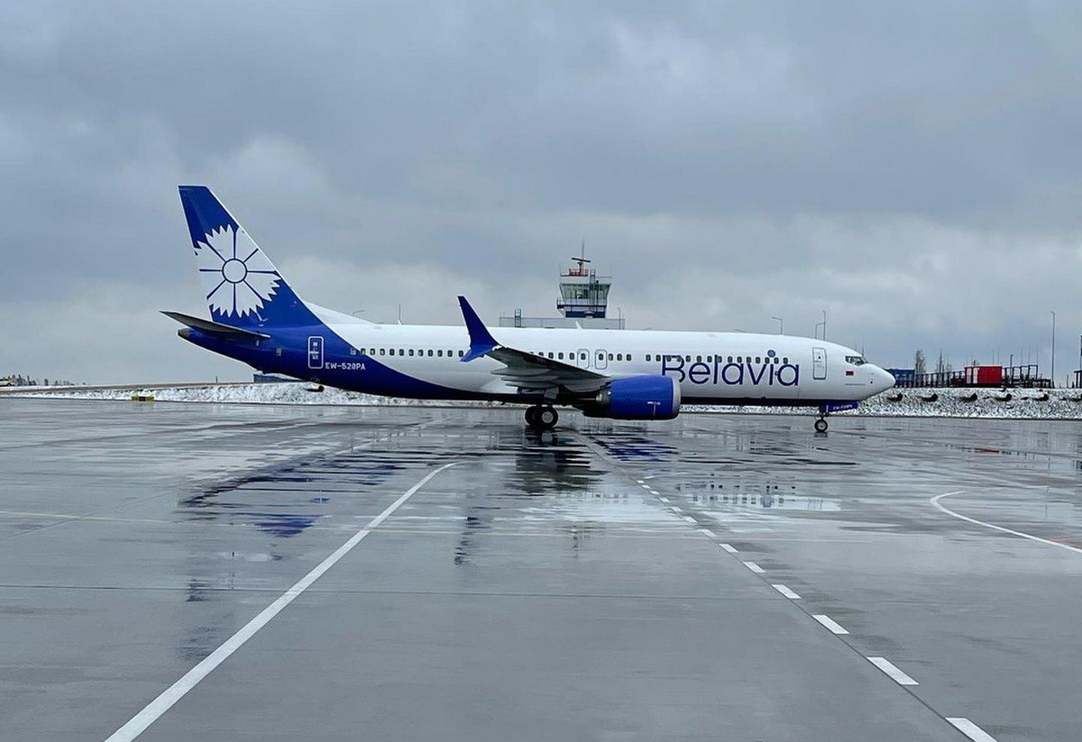 Летевший из минска. Белавиа 737 Max. 737-8 Belavia. Самолёт Belavia 737. Belavia 737-8 Max.