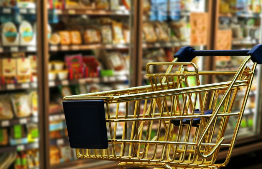 Торговые сети и магазины в РФ обяжут указывать цены товара за литр и килограмм
