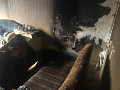 В Оленегорске при пожаре погиб человек
