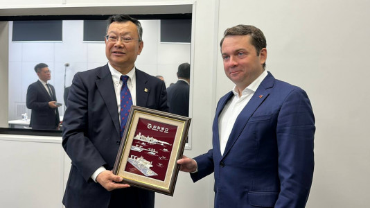 Губернатор Мурманской области встретился с гендиректором «Шаньдунской портовой группы»