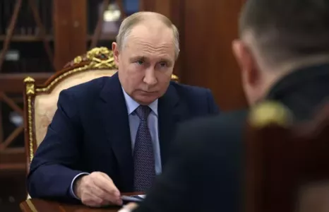 «Жили-были два друга»: Как Путина сказками кормили, а он слушал и улыбался