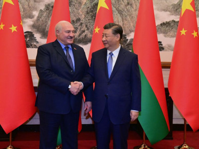 «Китай решил еще больше насолить США»: Си Цзиньпин сделал провокационное предложение Лукашенко — роли в глобальной политике могут сильно измениться