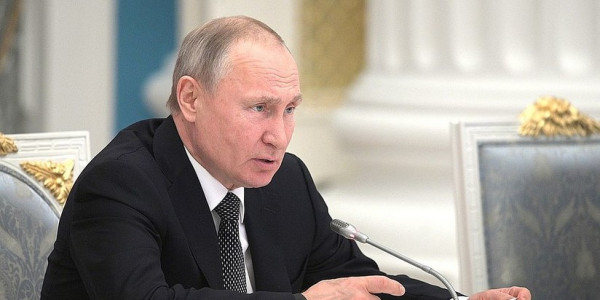 Владимир Путин согласился с идеей поднять планку по арктической ипотеке
