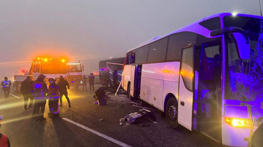 Цепная авария в Турции унесла жизни 11 человек, более 50 пострадали