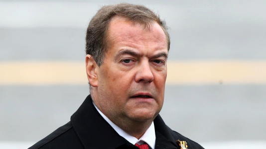 «Банальные и бескомпромиссные ворюги»: Дмитрий Медведев заявил, что воровство у бандеровцев заложено на генетическом уровне