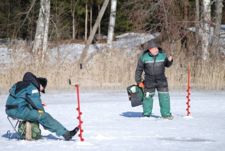 Опасно и непредсказуемо: северянам рассказали, как определить прочность льда