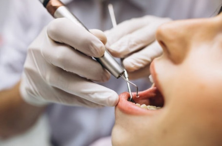 Не чистите такой никогда: Стоматолог рассказала, какой зубной пасты нужно избегать — оставит без зубов и здоровья