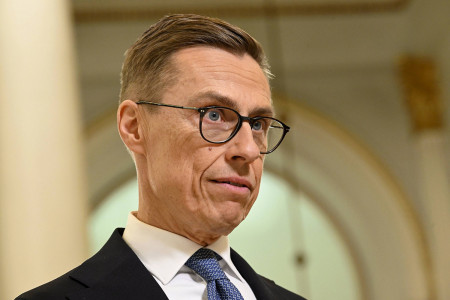 «Через поле битвы»: Новый президент Финляндии сделал абсурдное заявление о России — растерялись даже финны