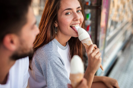Жители Заполярья пристрастились к мороженому — его стали покупать на 143% чаще, чем в прошлом году