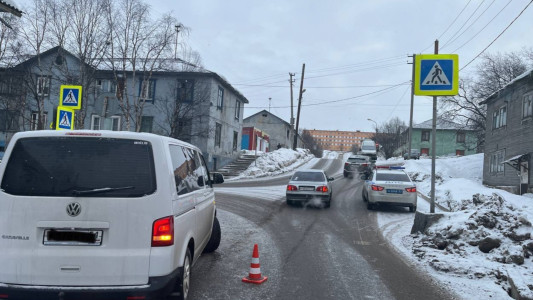 9-летний ребенок попал под колеса автомобиля Volkswagen в Мурманске