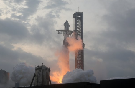 С надеждой следил весь мир, но не срослось: SpaceX потеряла свой третий Starship