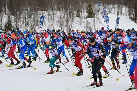 Названы победители первого дня Мурманского лыжного марафона