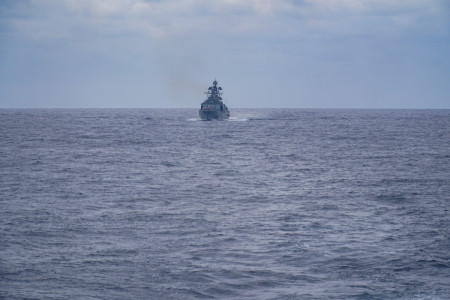 Экипаж корабля «Адмирал Левченко» провел стрельбы в Баренцевом море