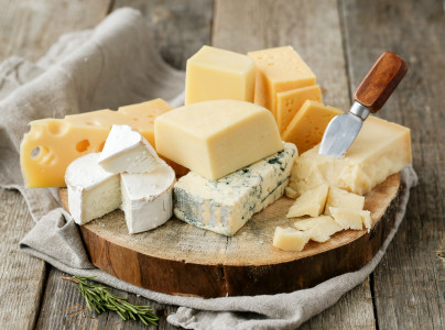 Не верьте тому, что написано на упаковке: учимся отличать настоящий сыр от непонятной бурды — сырного продукта