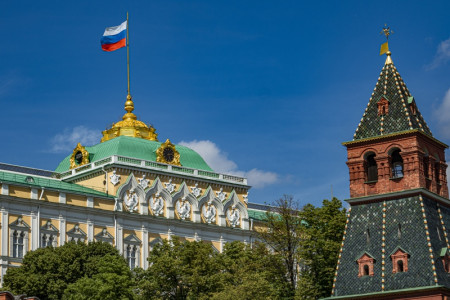 Решается кадровый вопрос: стало известно, планирует ли Кремль менять губернаторов до инаугурации Владимира Путина