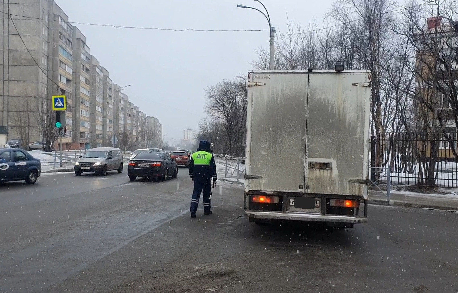 Мурманские госавтоинспекторы в течение недели будут наблюдать за пешеходами  и водителями - новости Хибины.ru / Новости за апрель 2024