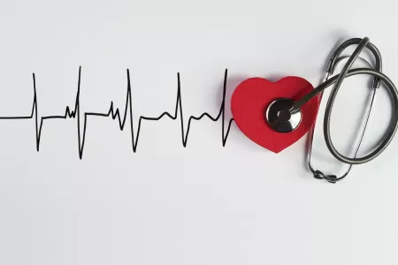Когда под рукой нет лекарств: кардиолог Жито рассказал, как себе помочь при скачках давления — чёткий порядок действий