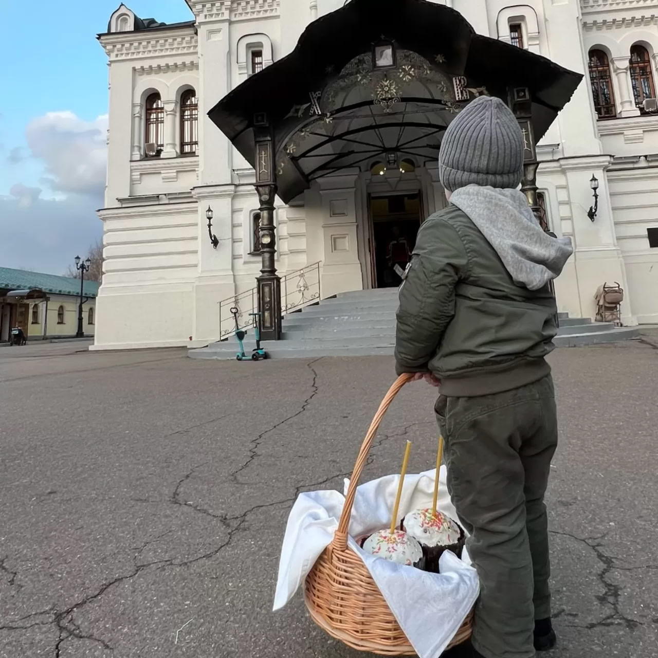 Уехавший в Израиль актёр Кирилл Сафонов остался без жены и сына — теперь  «перебежчик» совсем один - новости Хибины.ru / Новости за май 2024