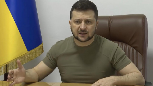 Депутат Рады Бондарь раскрыл, как на Украине обдурили Зеленского — он и понятия не имел о состоянии линии обороны
