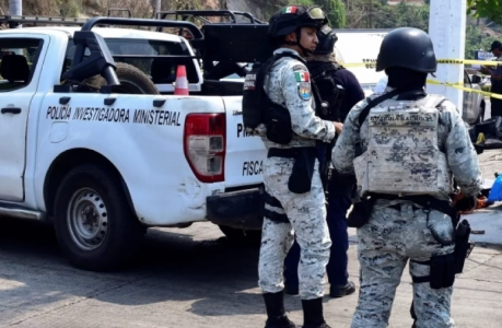 В Мексике кандидата в мэры застрелили в упор прямо на митинге — как вооружённый человек смог подойти вплотную