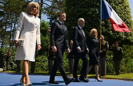 Потерялся: Байден повел себя крайне странно на саммите G7 — выручать его пришлось итальянскому премьеру Мелони