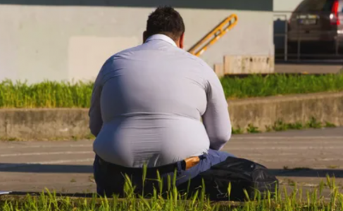 Элементарно: названо одно простое упражнение, которое помогло мужчине похудеть на 15 килограммов за два месяца