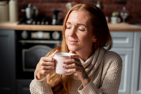 Успокоит нервы и мозг: рецепт вкусного и полезного чая от бессонницы — максимально просто
