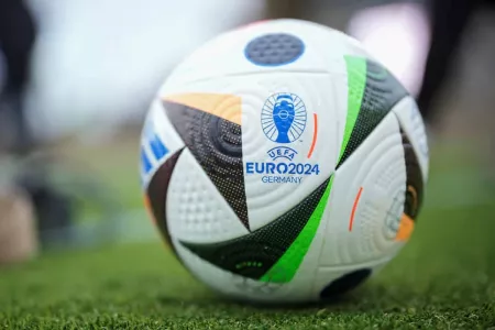 На Евро-2024 появился российский флаг: болельщик из Сербии рассказал, как он пронес триколор на матч