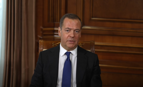 «Дальше будет хуже»: Медведев посоветовал Украине принять предложение Путина, иначе наступление усилится