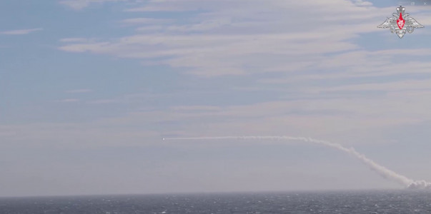 Атомные подводные лодки Северного флота выполнили пуски крылатых ракет в Баренцевом море