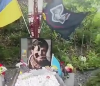 Разрисовали портреты и флаги: в Киеве устроили погром на могилах солдат ВСУ