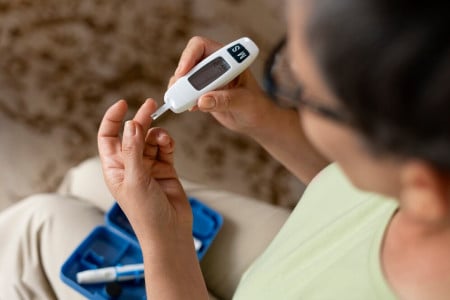 Глюкометр покажет идеальные показатели: доктор назвала продукт, снижающий сахар в крови — высокая концентрация пробиотиков