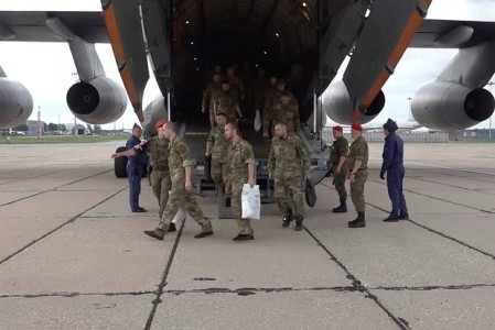 Всем им грозила опасность: Россия и Украина провели обмен военнопленными — домой вернулись 90 солдат