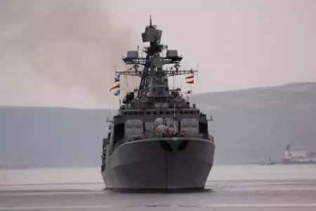 Противолодочный корабль «Адмирал Левченко» провел тренировку в Баренцевом море