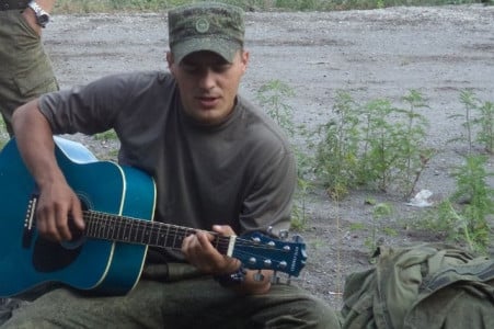 В зоне СВО героически погиб боец с позывным «Маэстро»: его стихи и песни разрывали душу