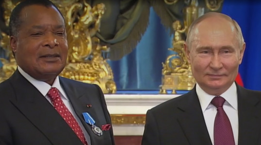 «Крепкий похмельный завтрак»: В Сети шутят о меню для встречи президентов России и Конго — что подали к столу