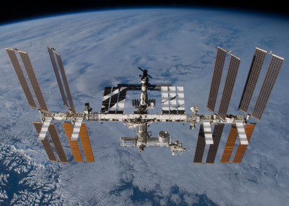 Происшествие в космосе: экипаж МКС подняли по тревоге для экстренной эвакуации