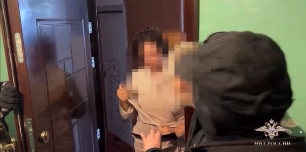 В Мурманске задержана ассистентка вуза по подозрению в незаконном трудоустройстве мигрантов