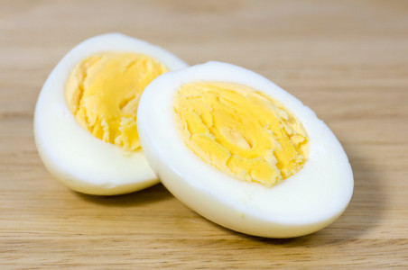 Вот что происходит с телом, если есть яйца каждый день: обнаружено 5 изменений — и как это влияет на холестерин в крови